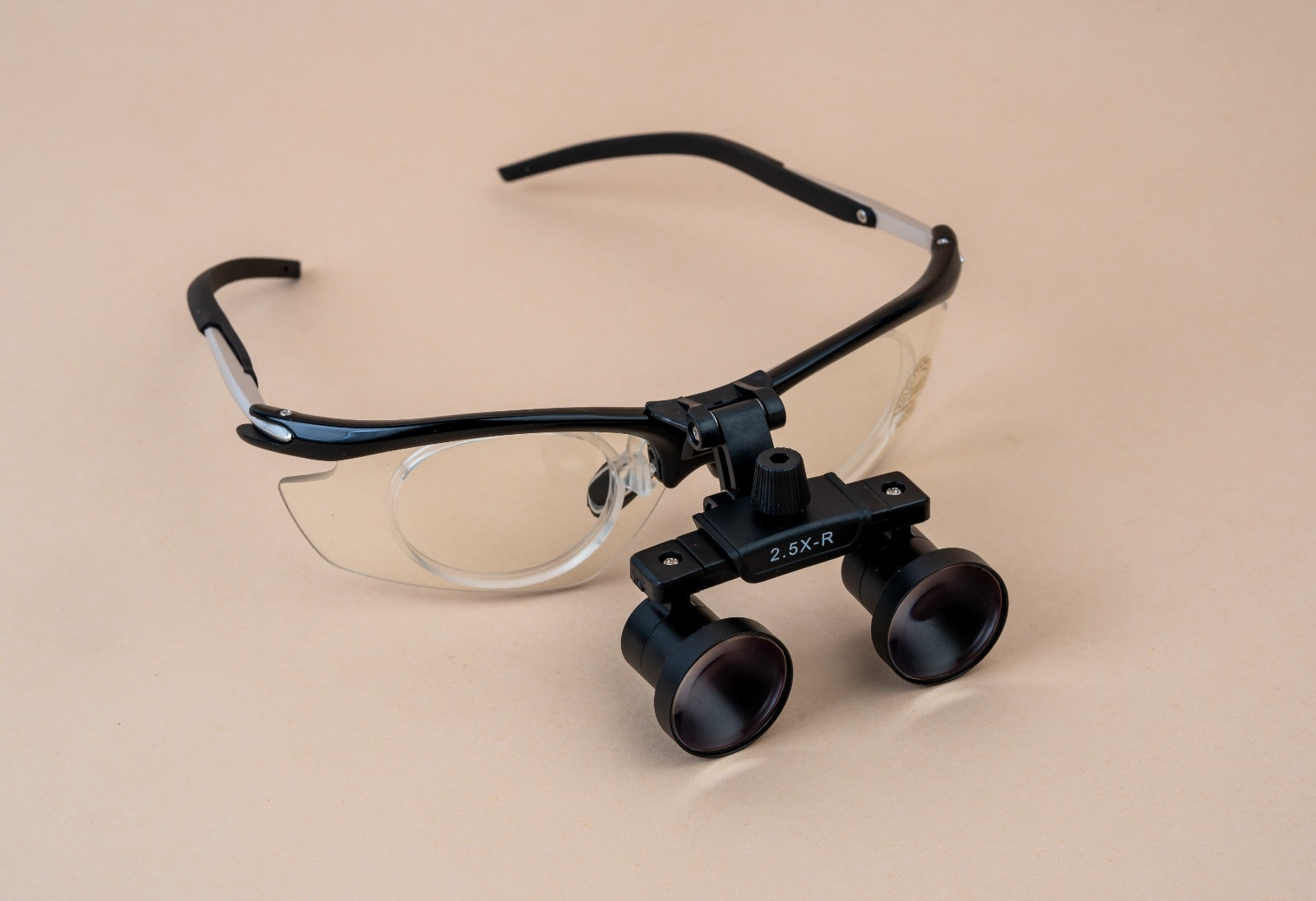 Loupes